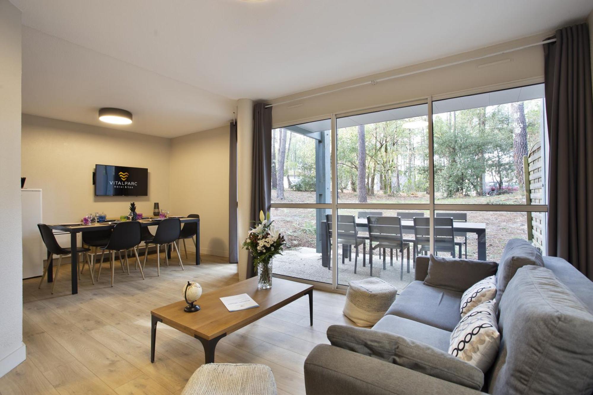Hotel & Spa Vitalparc, The Originals Collection Lacanau Bagian luar foto