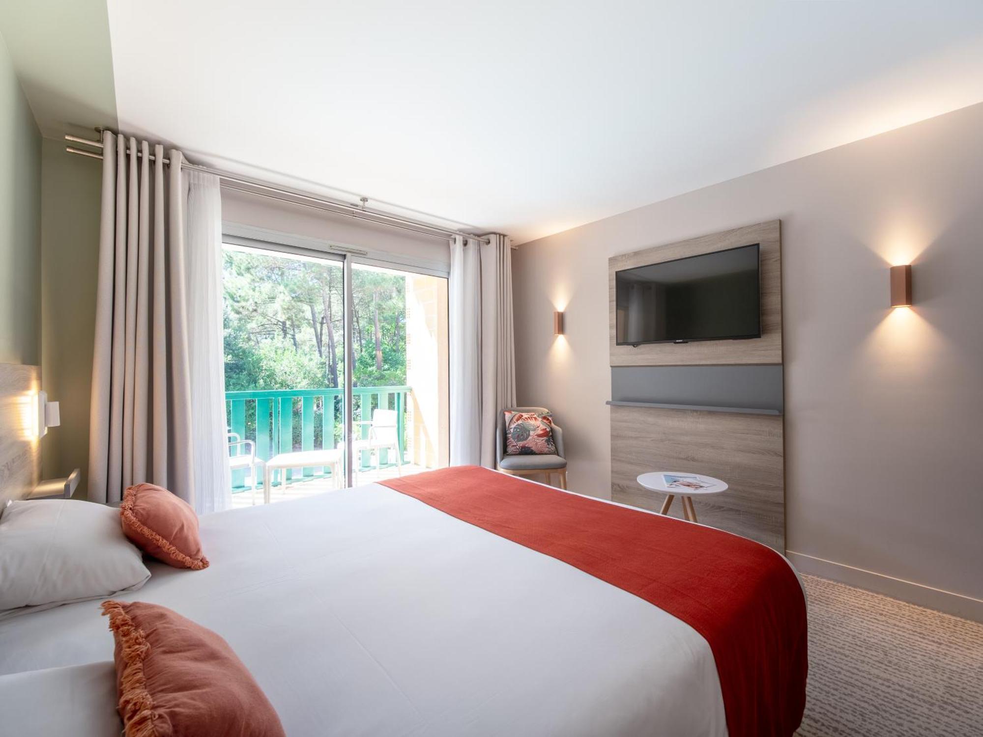 Hotel & Spa Vitalparc, The Originals Collection Lacanau Bagian luar foto