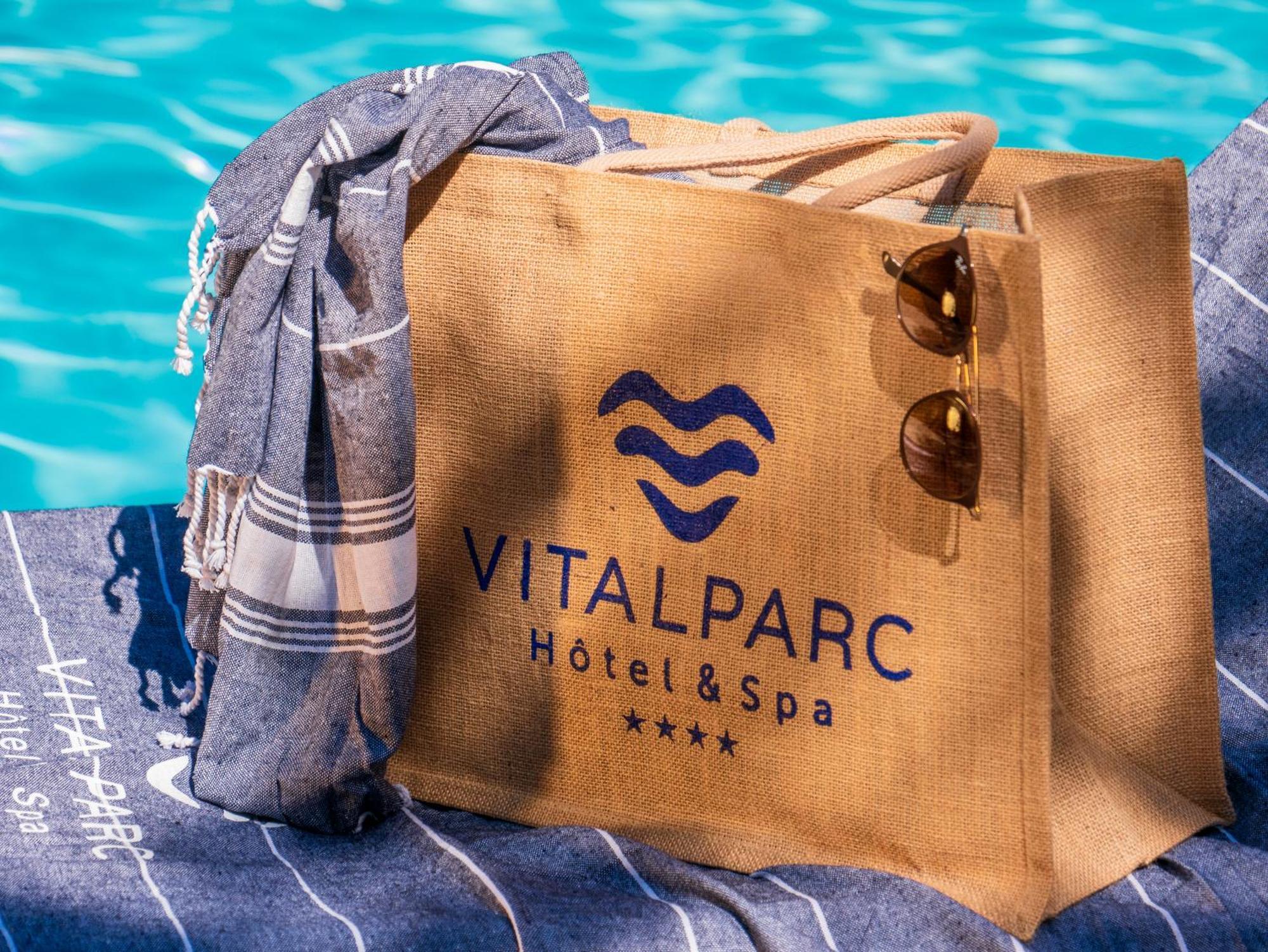 Hotel & Spa Vitalparc, The Originals Collection Lacanau Bagian luar foto